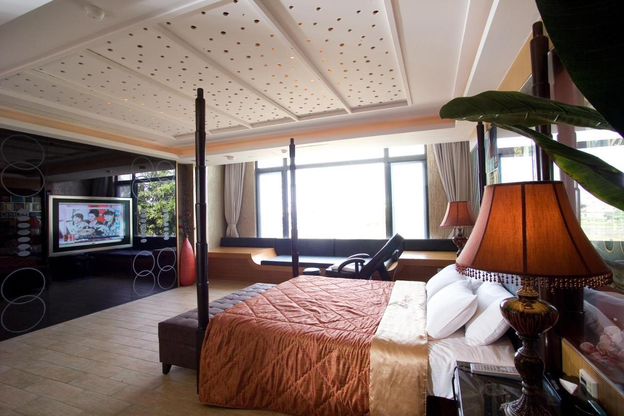 Chateau Motel & Spa Cao Hùng Ngoại thất bức ảnh